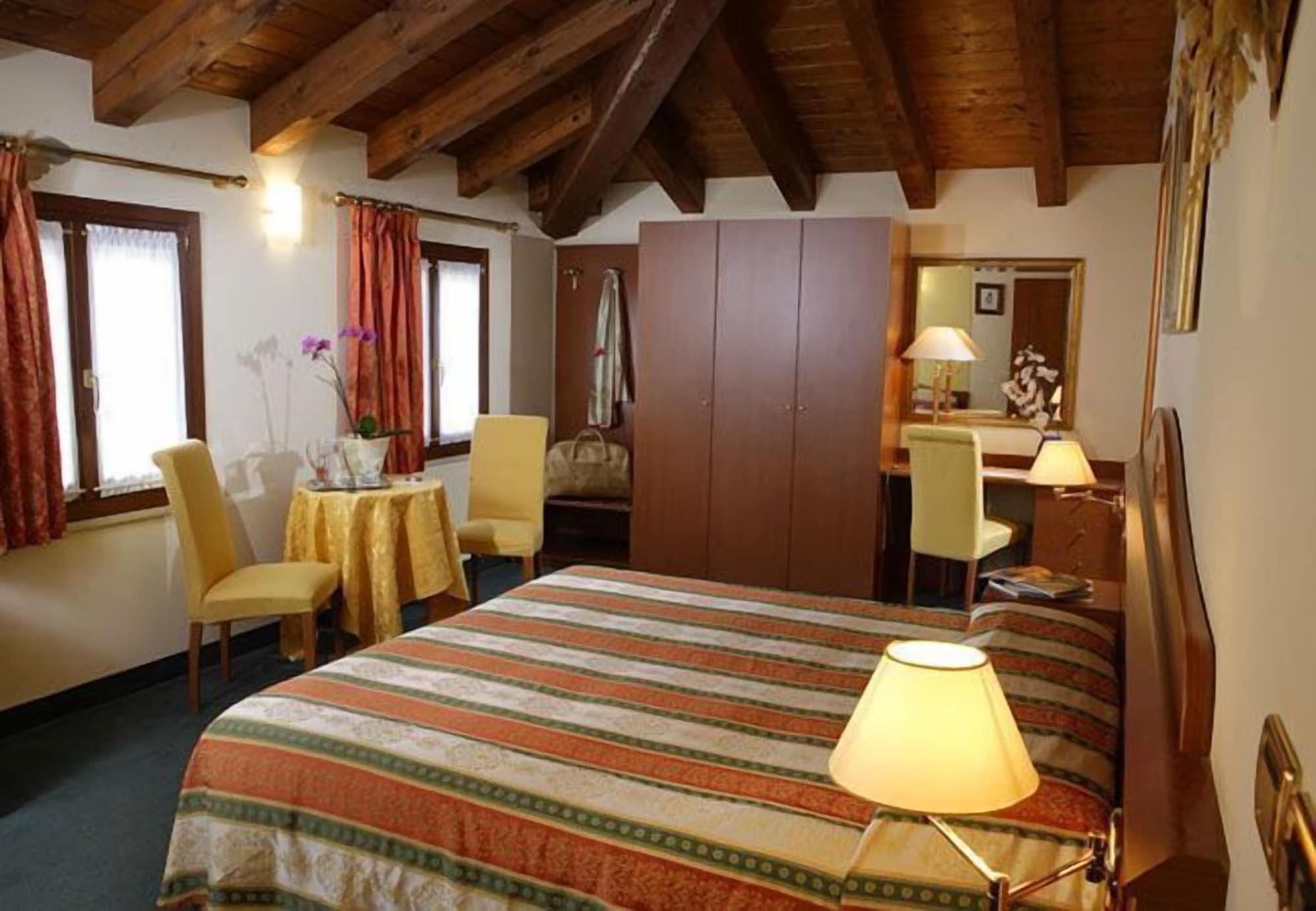 Hotel Antico Moro Целарино Экстерьер фото
